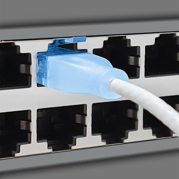 wantecWire eGlow, extra slim UTP Patch Cord CAT6a with Translucent Boot, OD=2,8mm, white, Length: 8,00 m