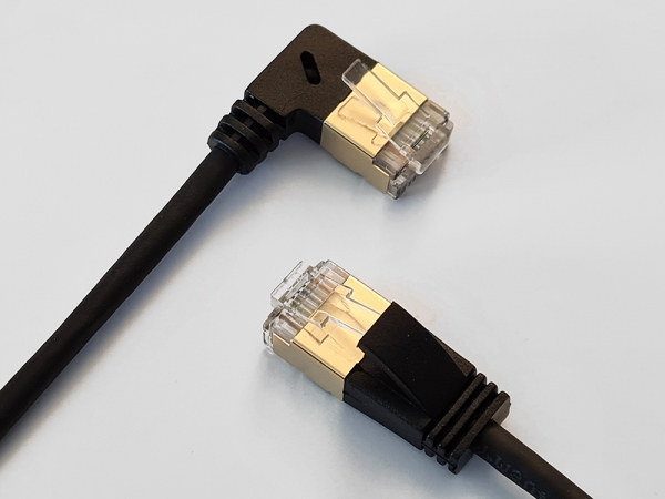 wantecWire slim SSTP, CAT7 Kabel, Stecker CAT6a, d=4mm, gewinkelt 90° nach rechts, schwarz, Länge: 3,00 m
